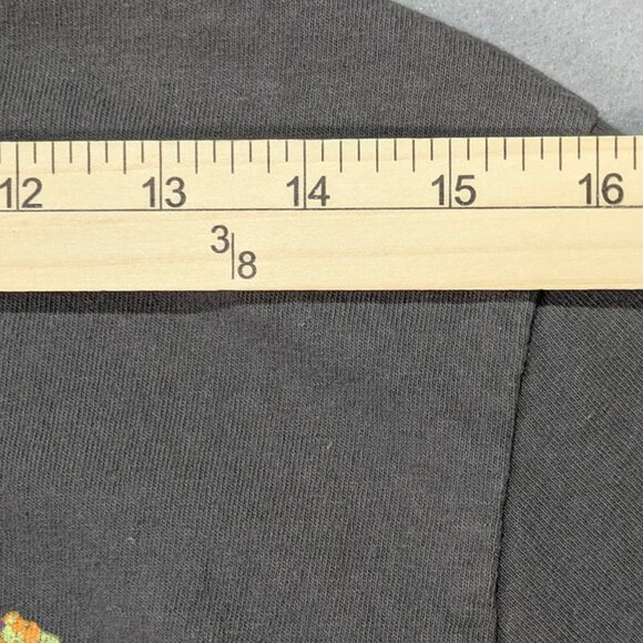 Pink Floyd T Shirt Mens S Gray 70's Classic Rock Psychedelic Album Art Animals - Picture 5 of 10